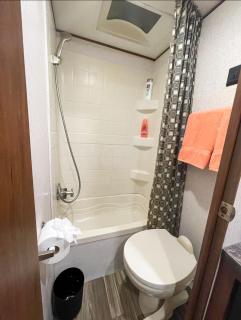 Independent Cozy Suite - 1