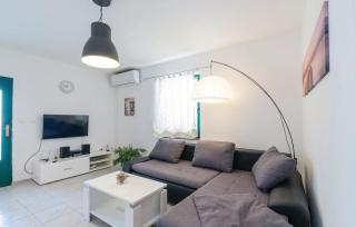 Holiday Home Lucija - Sveti Filip i Jakov - 2