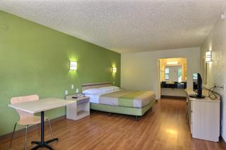 Motel 6 Austin, TX - Central Downtown UT - Austin - 5