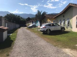 CASA 2 DORM UBATUBA PRAIA MARANDUBA no CONDOMINIO BRISAS DA PRAIA com Wifi Gratis, CHURRASQUEIRA 02 Vagas Garagem - 5