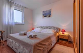 Stunning Apartment In Medulin With Wifi - Medulin - 4