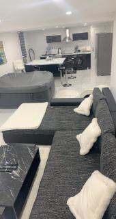 VILLA AVEC PISCINE love ROOM - 6