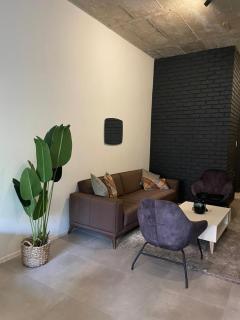 Black Brick Luxury Apartment - Johannesburg - 6
