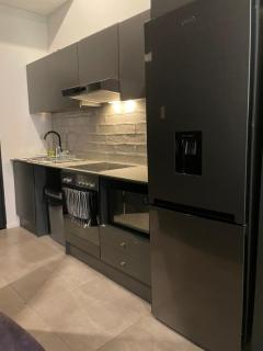 Black Brick Luxury Apartment - Johannesburg - 4