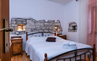 4 Bedroom Nice Home In Vlasici - Krsan - 5