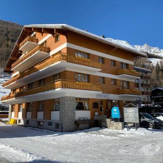 Hotel Krone - only Bed & Breakfast - 9