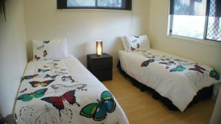 Tinaroo Sunset Retreat - Barrine - 5