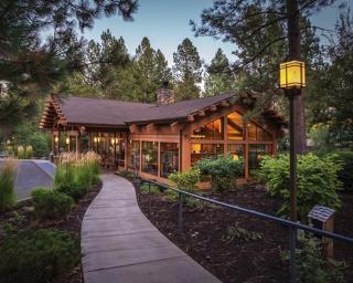Seventh Mountain Resort - Bend - 8