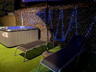 Flamingo Rentals - Modern 2-bed unit with BBQ & SPA ideal for holiday and business travel - 8