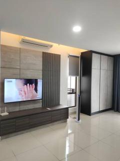 Urban360 Pool view with Netflix and wifi - Batu Caves - 6