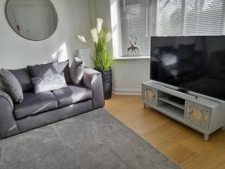 Doctors lane Stylish 3 Bedroom Family House with Parking - Melton Mowbray - 9