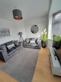 Doctors lane Stylish 3 Bedroom Family House with Parking - Melton Mowbray - 6