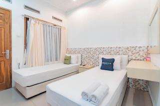 Urbanview Hotel One Family Maribaya by RedDoorz - 3