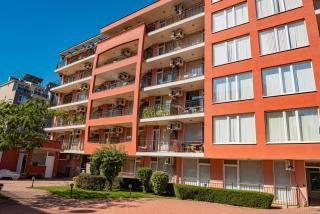 Sunset Beach - Menada Apartments - Sunny Beach - 6