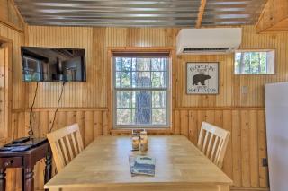 Lakefront Cabin with 2 Lofts, Boats on 4 Acres - Winnsboro - 3