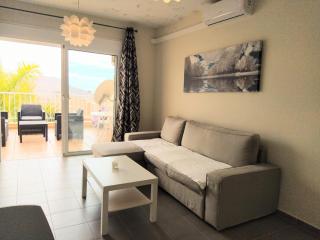OceanBlue Modern king size 1 Bedroom Apartment with Seaview and Terrace - Chayofa - 0