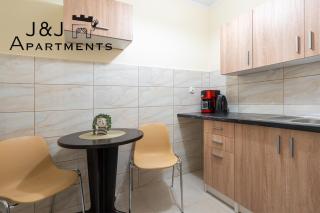 J&J Apartments, Szczytna 1 , Apartament 12 - Toruń - 2