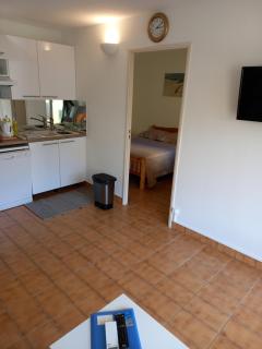 Hélios 24, T2 climatisé, parking, terrasse, 500m plage - 2