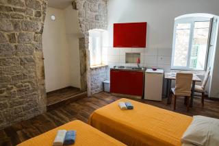 Studio apartment in the old city of Šibenik - Šibenik - 1