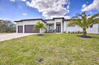 Private Pool Canalfront Home in Cape Coral - Cape Coral - 0