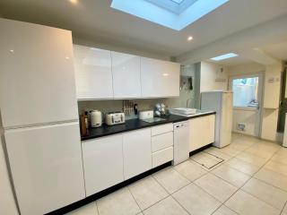 Buttercup Cottage - 3