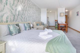 DreamStudio with SeaView by Encantos do Algarve - 7H - 7