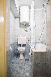 Luka's amber rooms in the center of Trogir - 2