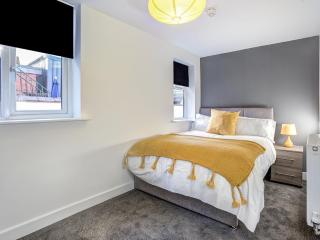 Townhouse PLUS @ 166 Edleston Road Crewe - Crewe - 5