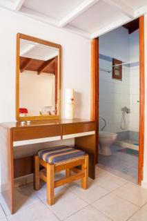 Blue house - Drepano - 1