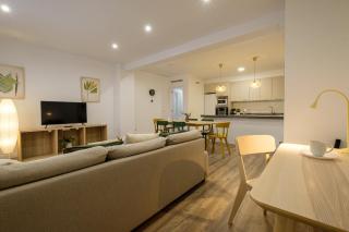 Apt with Fluffy Beds & Private Patio - Valencia - 7