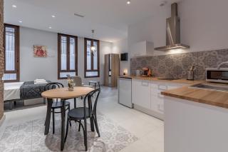 Gorgeous Apartment close to City Centre - Valencia - 4