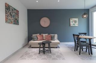 Chic & Comfortable Apartment, Private Terrace - Valencia - 8