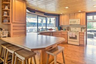 The Swedish Fish Getaway on Lake Saint Clair! - Olympia - 3