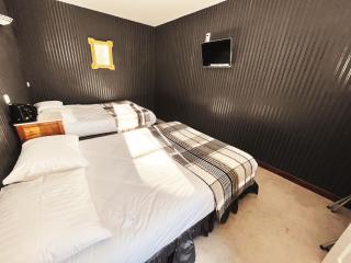 Hotel De La Poste - Langres - 1