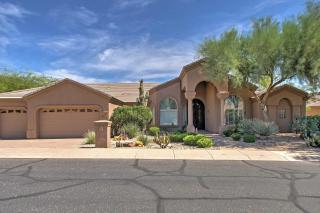 Luxe Scottsdale Home with Pool and Mountain Views! - Scottsdale - 9