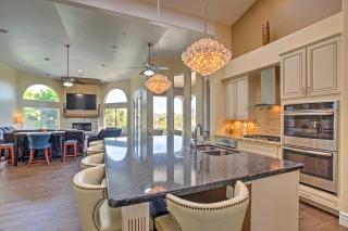 Luxe Scottsdale Home with Pool and Mountain Views! - Scottsdale - 5