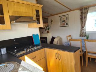 6 Berth central heated on The Chase Roxburgh FREE WIFI - Ingoldmells - 3