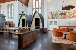 Sleeping in a Church - Bed & Bar Tolomeus - Diksmuide - 5