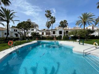 Exquisite NEW townhouse/Front Beach/2BEDR/2,5BATH - Estepona - 8