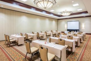 Crowne Plaza Providence-Warwick (Airport) by IHG - Warwick - 2