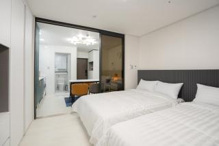 Jeju Seomun Residence Hotel - Jeju - 5