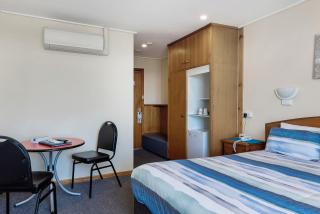 Marquis Hotel Motel - 2