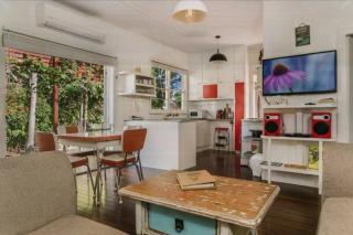 Byron Bay Accom - Frankies Beach House - Byron Bay - 7