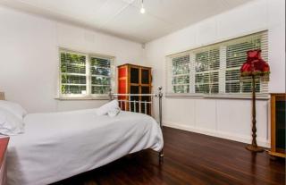 Byron Bay Accom - Frankies Beach House - Byron Bay - 3