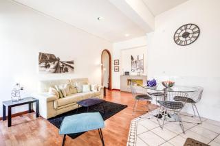 GuestHost - Elegant Suite Ponte Vecchio - Florence - 9