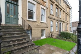 Renfrew Residence Central Glasgow 4-Bed Flat - 4
