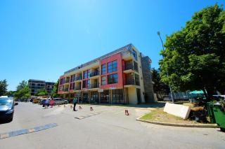 Menada Crystal Park Apartments - Sunny Beach - 0