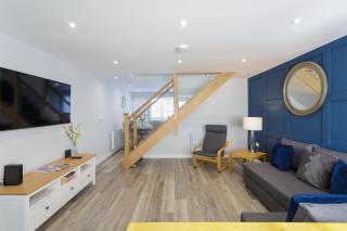 Castle View - Port Solent Stunning Waterfront House - Portsmouth - 6