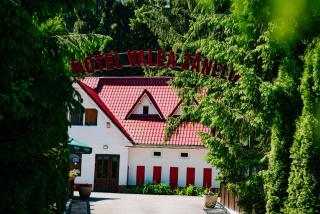 Motel Valea Zanelor - Covasna - 0