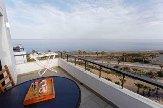 SPECTACULAR APRT. IN FRONT OF THE SEA - Mojácar - 1